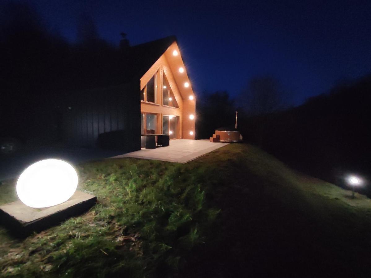 Miedzy Drzewami Villa Biecz Exterior photo